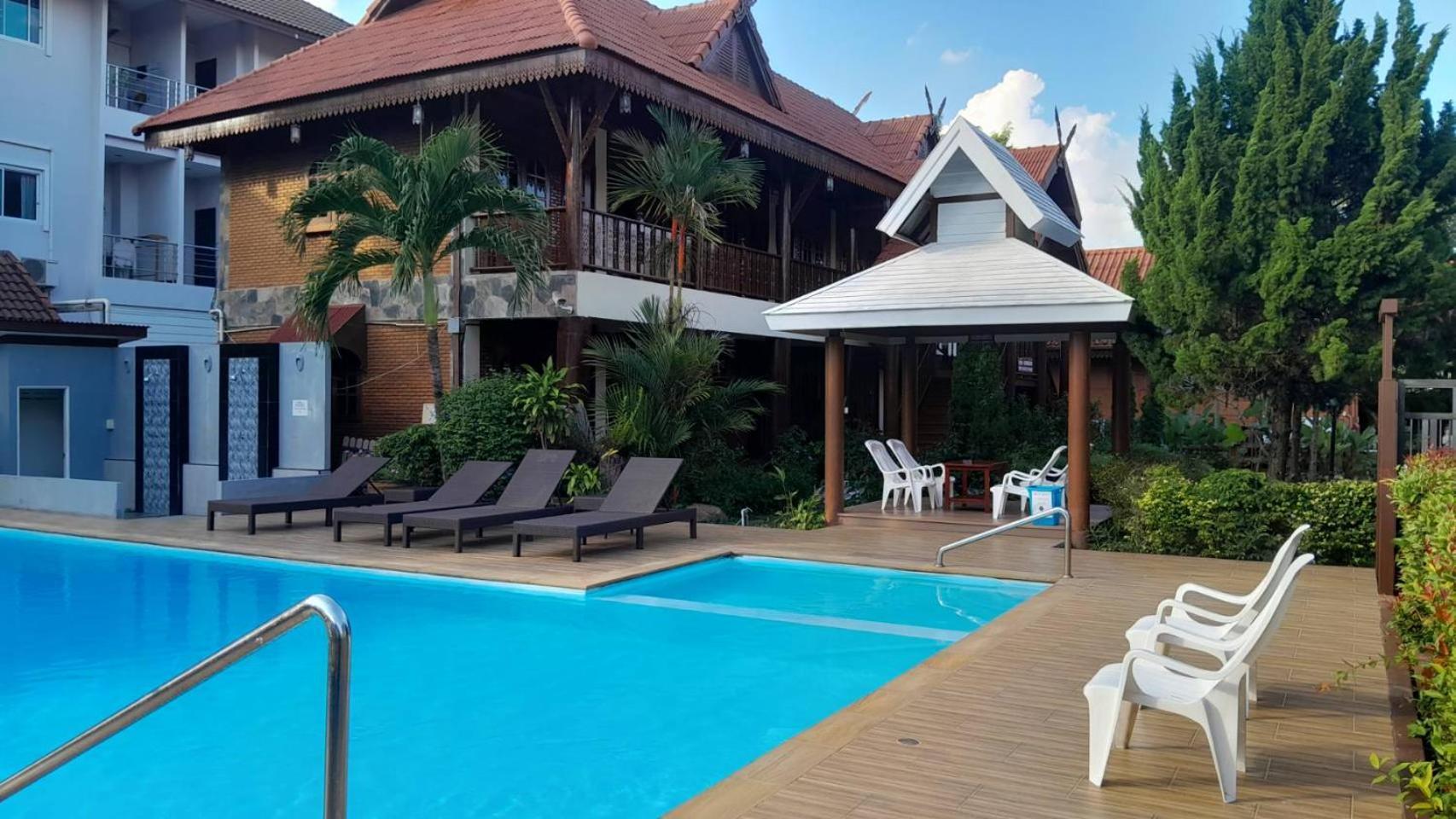 Ben Guesthouse Чианграй Экстерьер фото