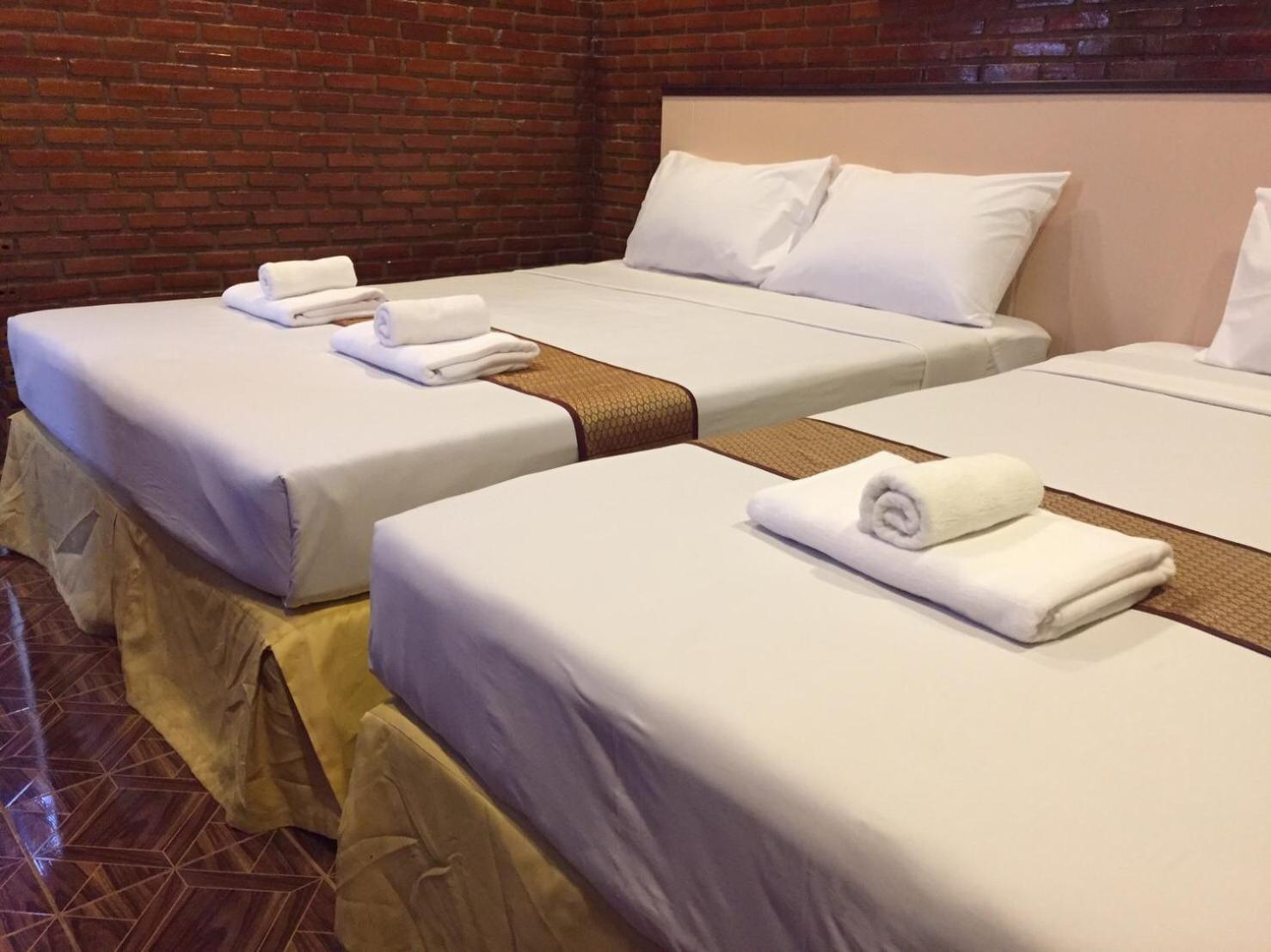 Ben Guesthouse Чианграй Экстерьер фото
