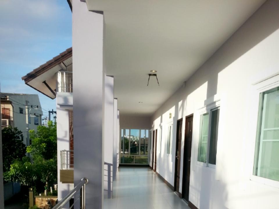 Ben Guesthouse Чианграй Экстерьер фото
